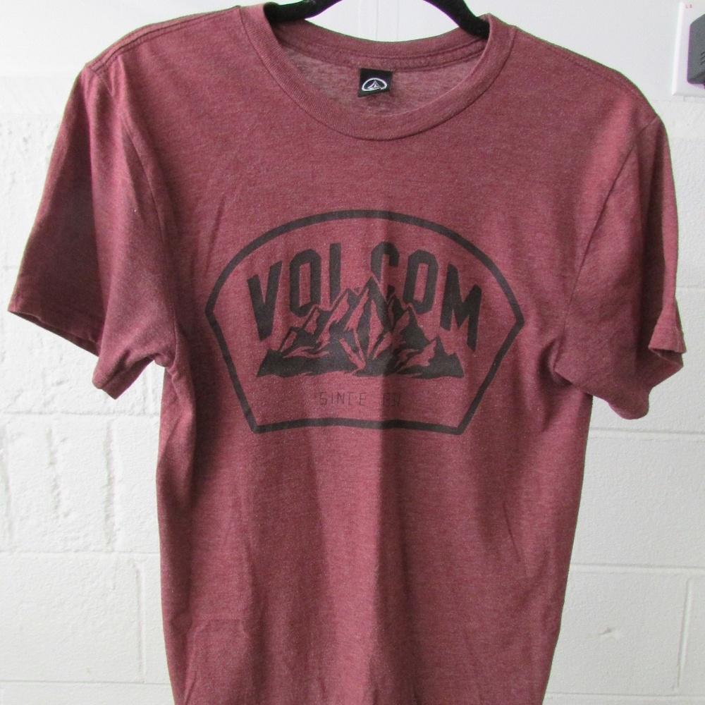 Volcom Mountains Maroon Tee